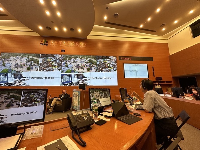 Faculty members and students attended the “2023 FEMA and Emergency Management Seminar for Practitioner"